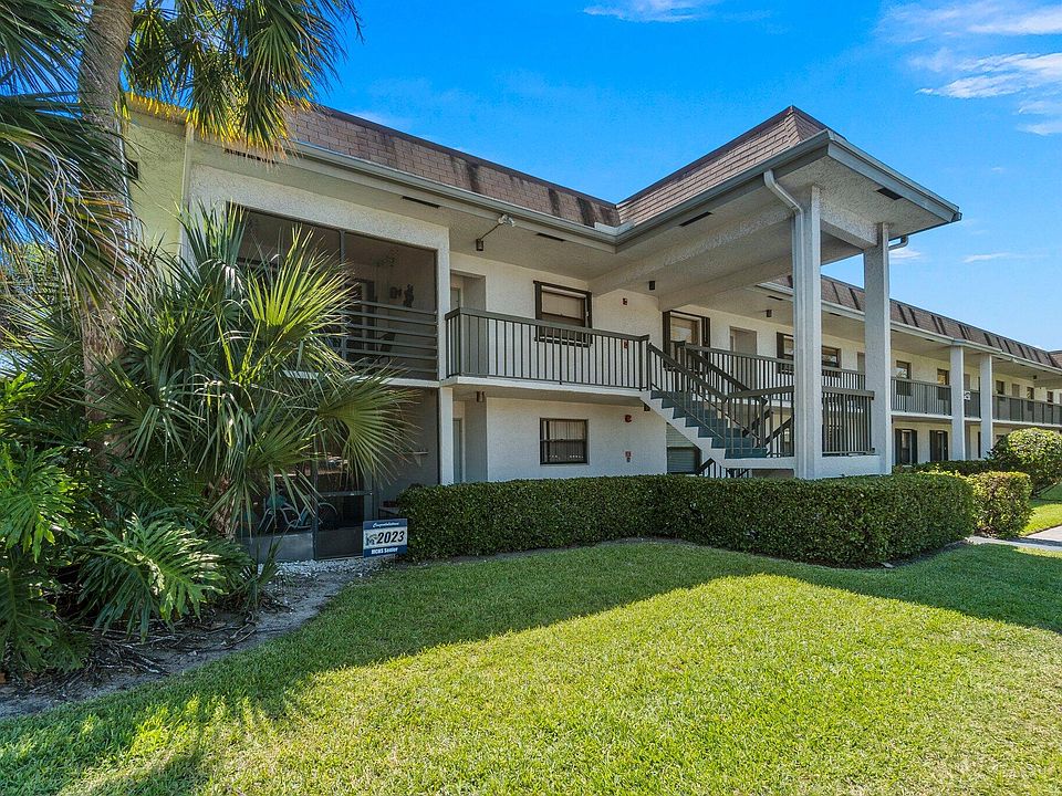 1st image of 1271 SE Parkview Place #H-12
