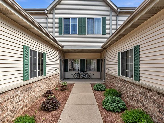 3rd image of 2112 Pine Ridge COURT #F