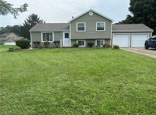 1302 Huntington Ct, Youngstown, OH 44512