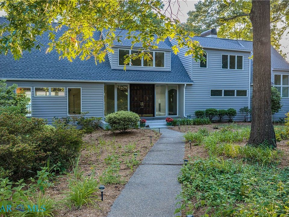 1st image of 1718 Mariners Woods Dr
