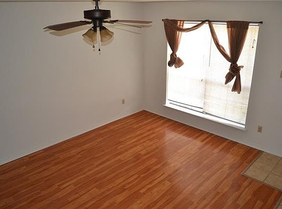 3rd image of 4041 Idaho Ave APT B