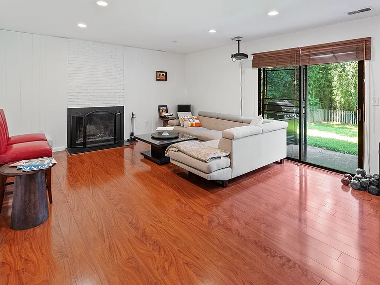 18621 Tanterra Way — Photo 12