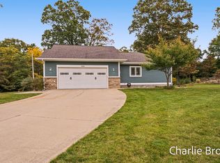 8586 Judson Ln, Montague, MI 49437