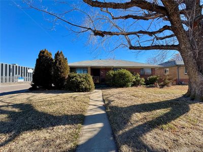 3690 Leyden Street, Denver, CO, 80207