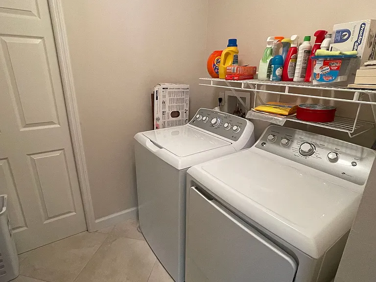 440 Wiggins Lake Ct #201 — Photo 27