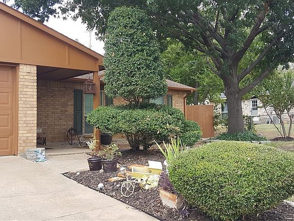 2nd image of 7409 Sandhurst Ln S