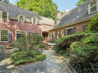 534 W Springfield Ave, Philadelphia, PA, 19118