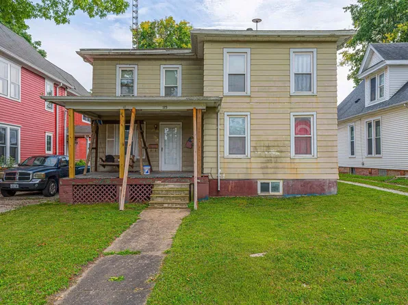 123 9th St, Lincoln, IL 62656