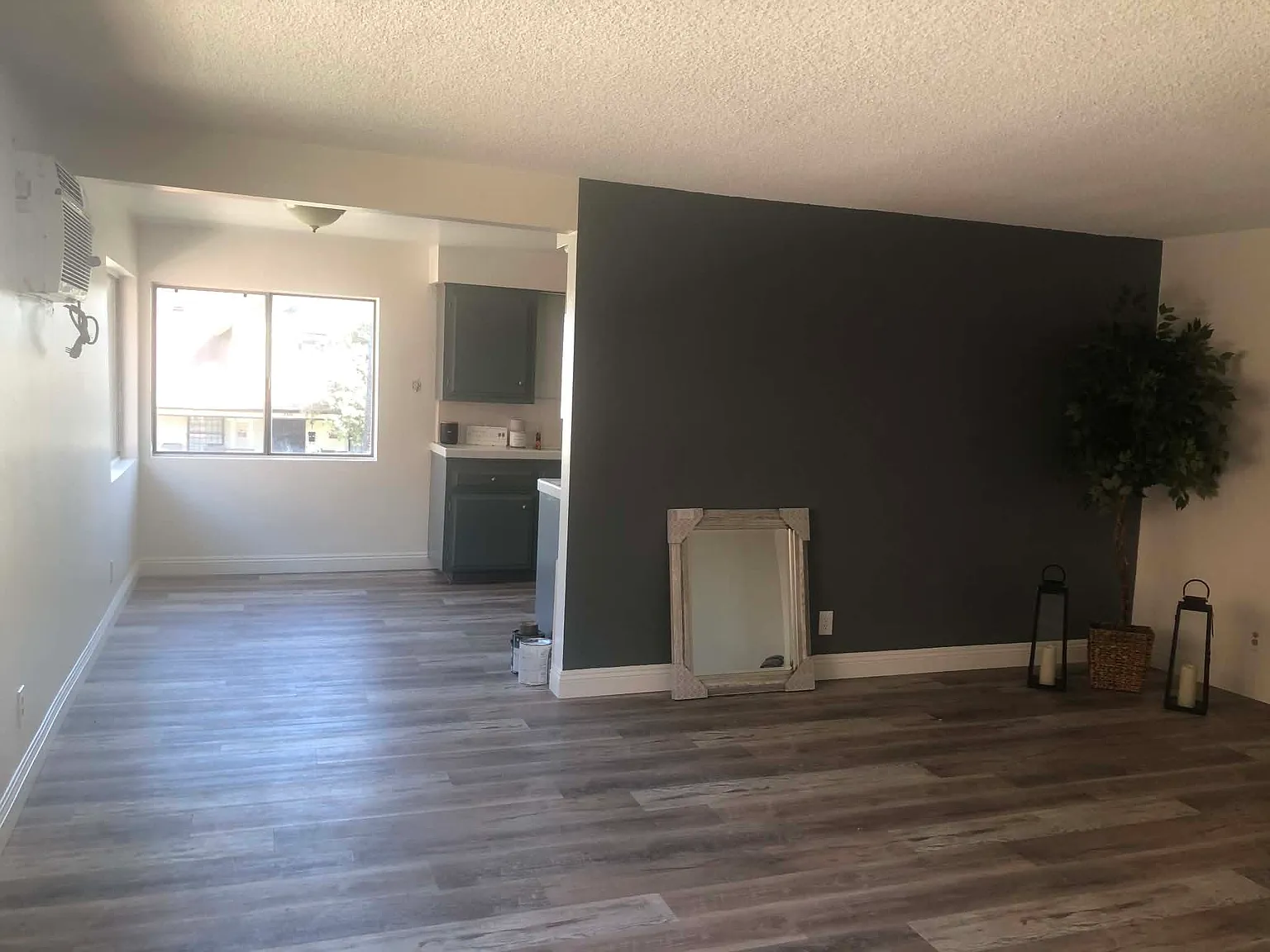 2 bed, 1100 sqft, $2,500 — Photo 3