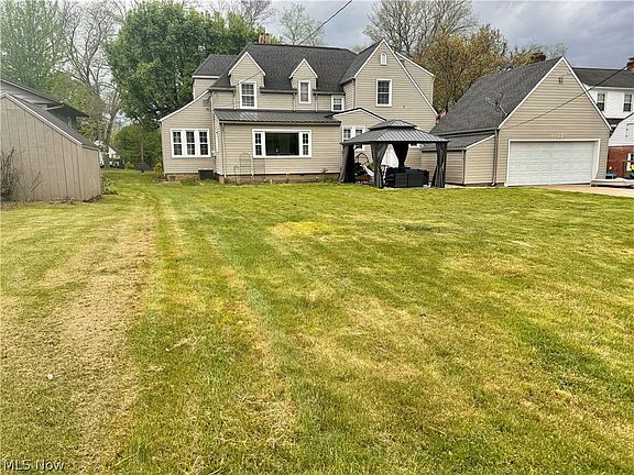 5th image of 1012 Cambridge Rd