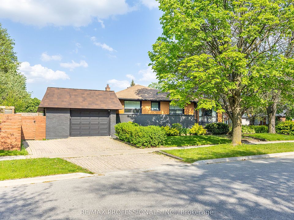 1st image of 33 Brampton Rd