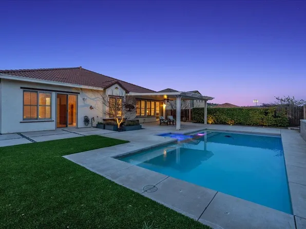 1881 Caversham Way, Folsom, CA 95630