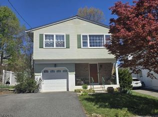 18 Grove St, Boonton Township, NJ 07005