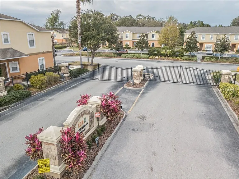 4057 Winding Vine Dr — Photo 2