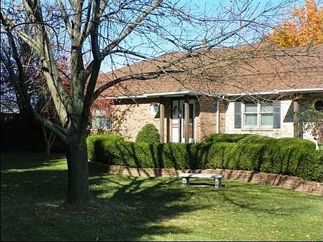 1st image of 2520 Stratford Dr