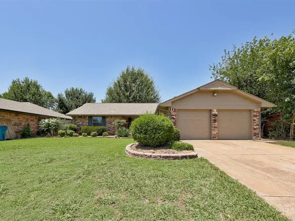 3313 Meadow Ln, Edmond, OK 73013