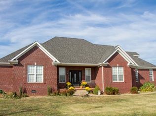 351 Aaron Rd, Bowling Green, KY 42101
