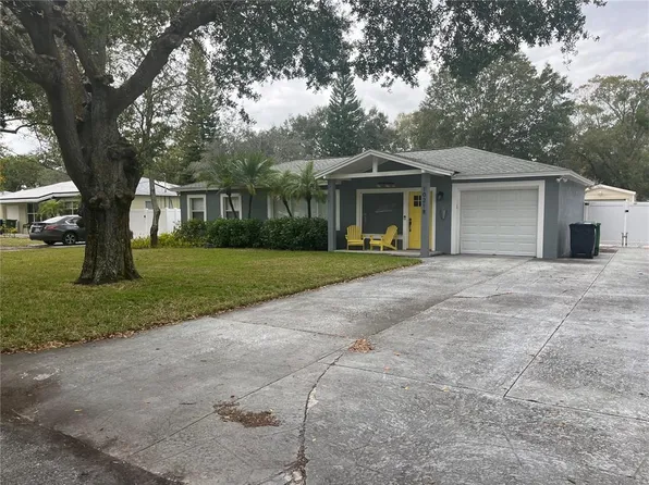 10218 N Oakleaf Ave, Tampa, FL 33612