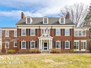 1040 Harvard Rd, Grosse Pointe Park, MI 48230