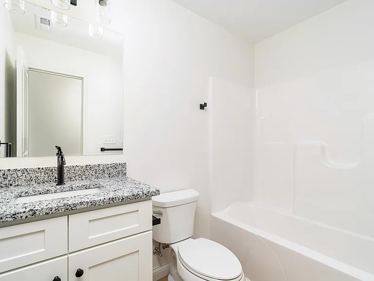1623 Francis Rd NW — Photo 15