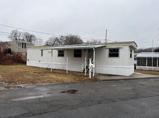 32 Mockingbird Dr, Chicopee, MA 01020