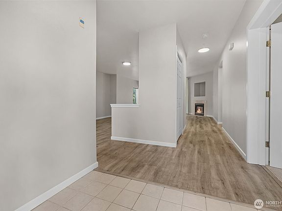 3rd image of 31900 104th Avenue SE #A-101