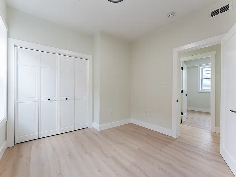 47 Brackett St #3 — Photo 15