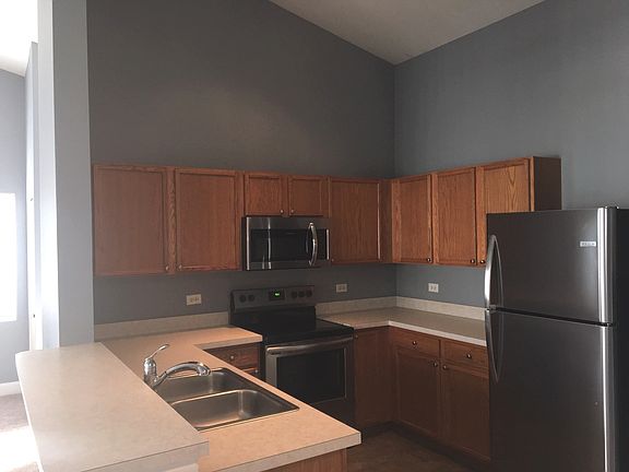 5th image of 2025 Silverstone Dr #2025