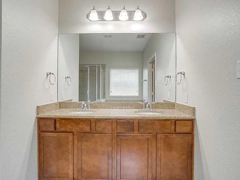3801 Weatherstone Dr — Photo 29