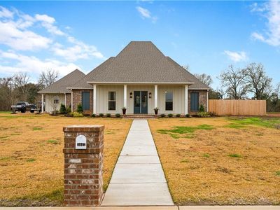 3047 Bayou Fields Dr, Alexandria, LA, 71303
