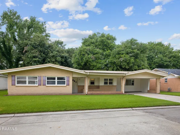 510 Robert South Dr, New Iberia, LA 70560