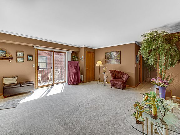 4th image of 2208 N 72nd Ct APT 3W