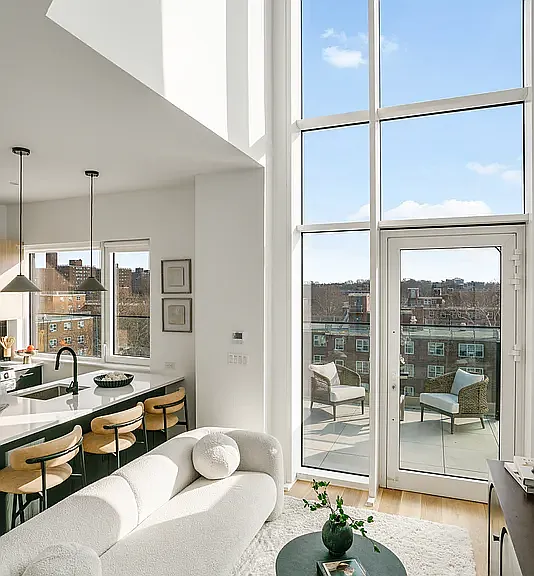 11-14 35th Ave #721 — Photo 1