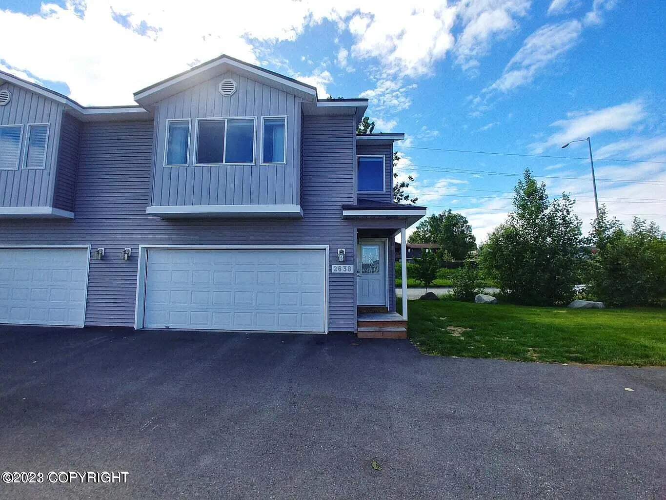 3 bed, 2.5 bath, 1558 sqft, $2,800 — Photo 2