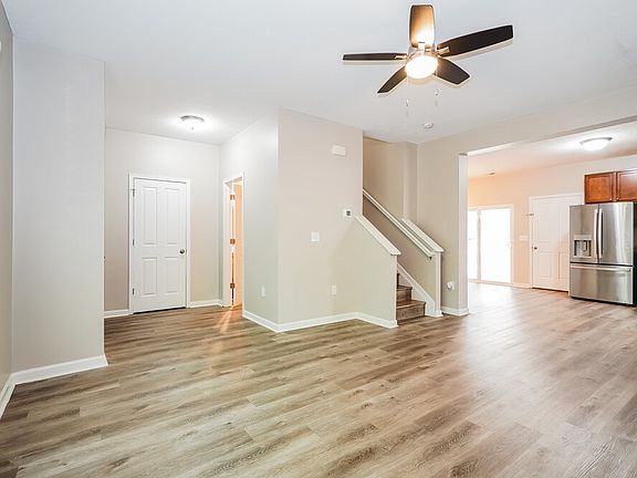 5th image of 6137 Prairiefire Ave