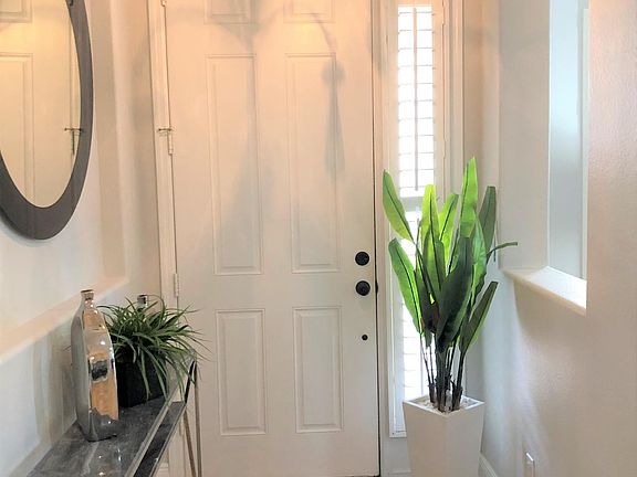 5th image of 3923 Carambola Cir