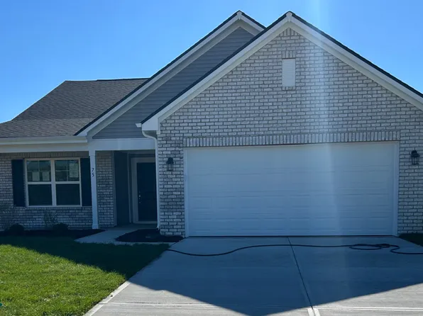 176 Luna Pl, Shelbyville, IN 46176