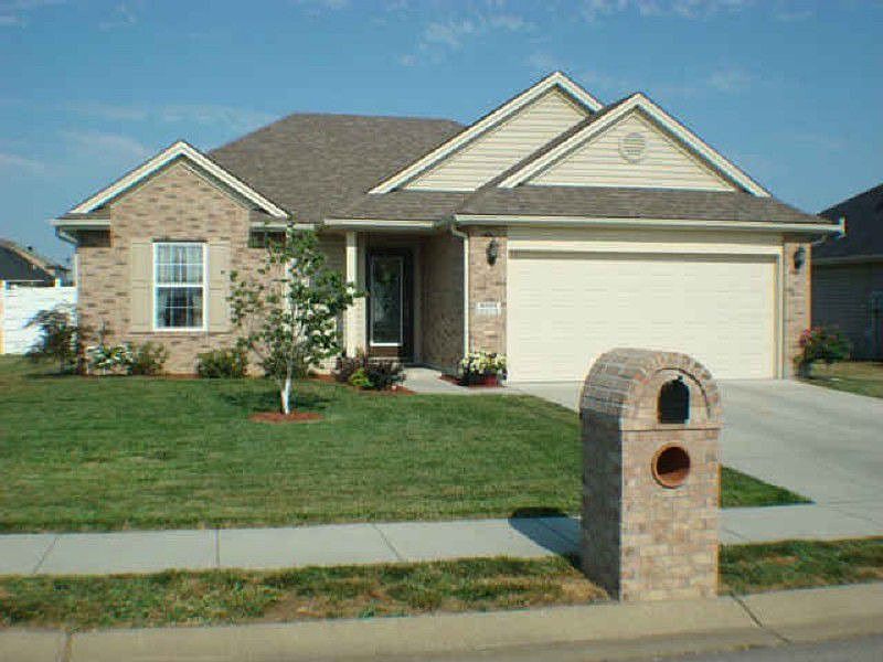 1st image of 4869 Imperial Dr