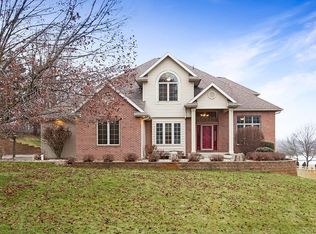13145 Cedar Creek Dr, Middlebury, IN 46540