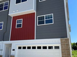 3057 Bluestem Trl, Mankato, MN 56001