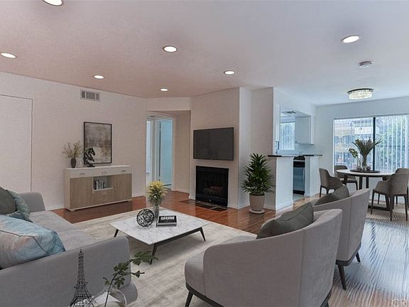 2nd image of 10960 Bluffside Dr APT 106