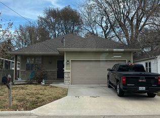 1107 E Latoka St, Springfield, MO 65807