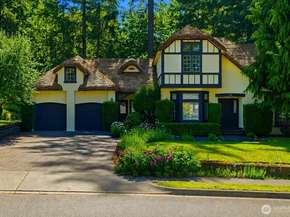 306 Keach Loop, Steilacoom, WA 98388