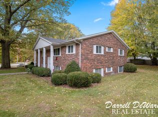 1251 60th St SE, Kentwood, MI 49508