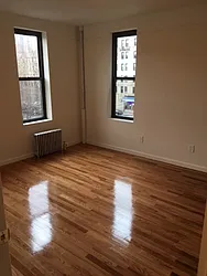 Rented by Roberto Guilbet, LREB