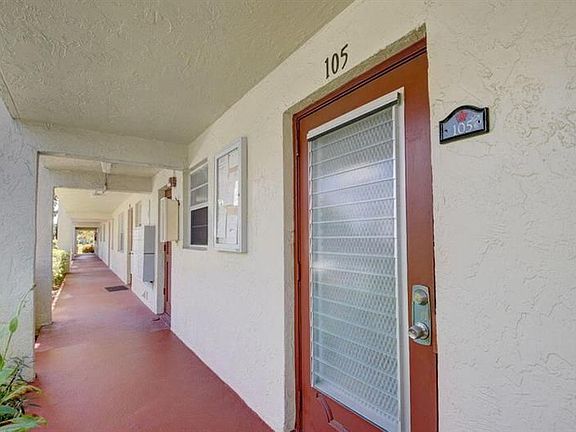 2nd image of 21 Abbey Ln APT 105