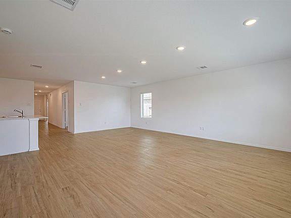 3rd image of 9603 Fulvetta Briar Ct