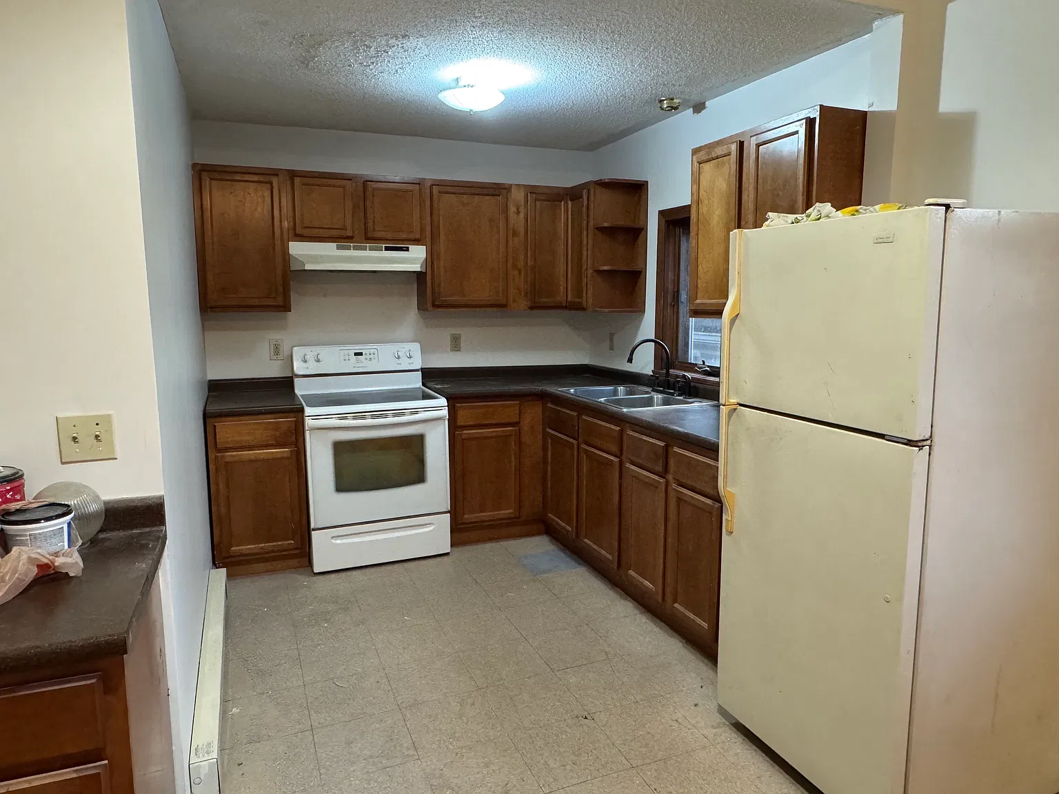 2 bed, 1.5 bath, 635 sqft, $1,800 — Photo 3