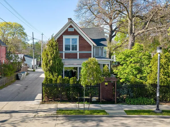 620 East Center STREET, Milwaukee, WI 53212