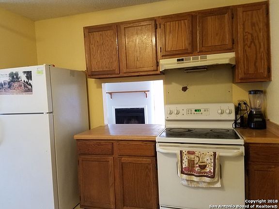 5th image of 10070 Birch Field Dr